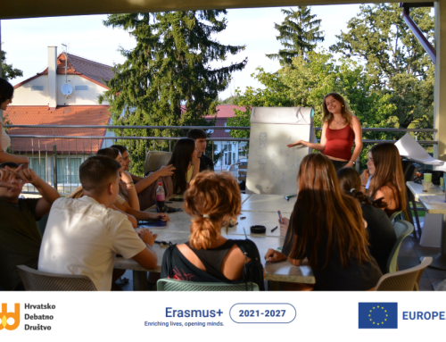 Mladi o informacijama, medijima i dezinformacijama: EU Youth Dialogue na Ljetnoj školi demokracije